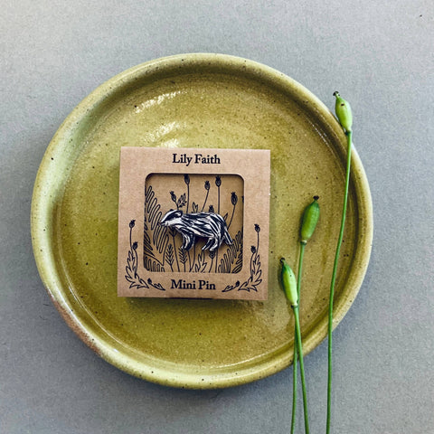Badger Mini Pin Brooch - Sprouts of Bristol