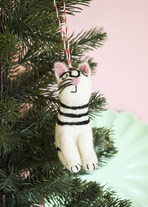 Niaski Pablo Picatso Felt Decoration – Handmade Fair Trade - Sprouts of Bristol