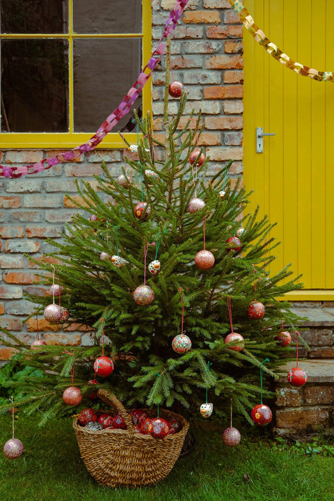Red Bouquet Bauble - Sprouts of Bristol
