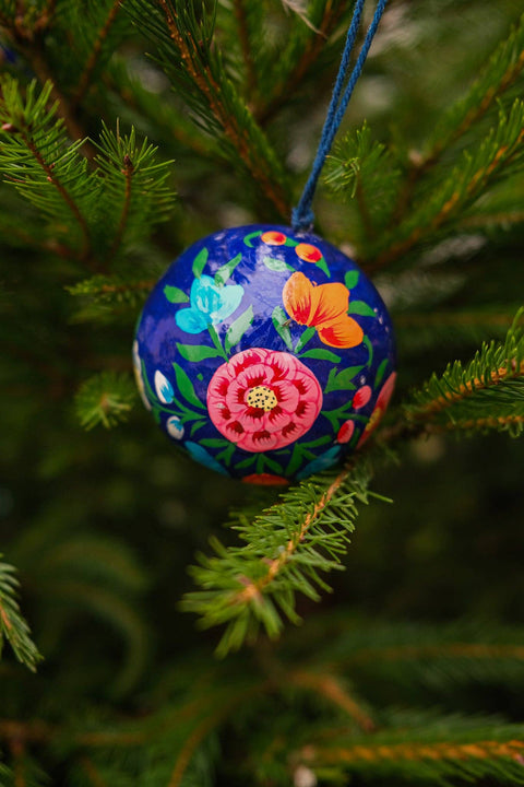 Deep Blue Florals Bauble - Sprouts of Bristol