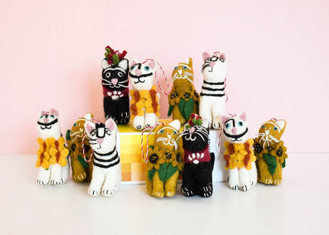 Niaski Vincat Van Gogh Cat Felt Decoration – Handmade Fair Trade