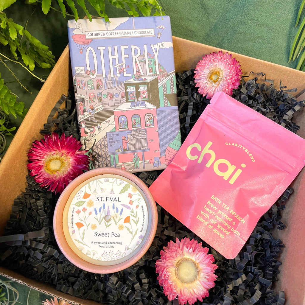 The Chill Out Gift Set - Ceramic St Eval Candle, Bath Brew + Chocolate Bar - Sprouts of Bristol